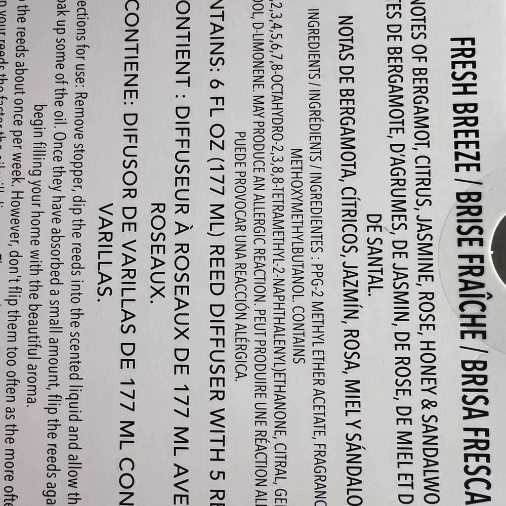 Sand + Fog Fresh Breeze Reed Diffuser - Picture 3 of 4